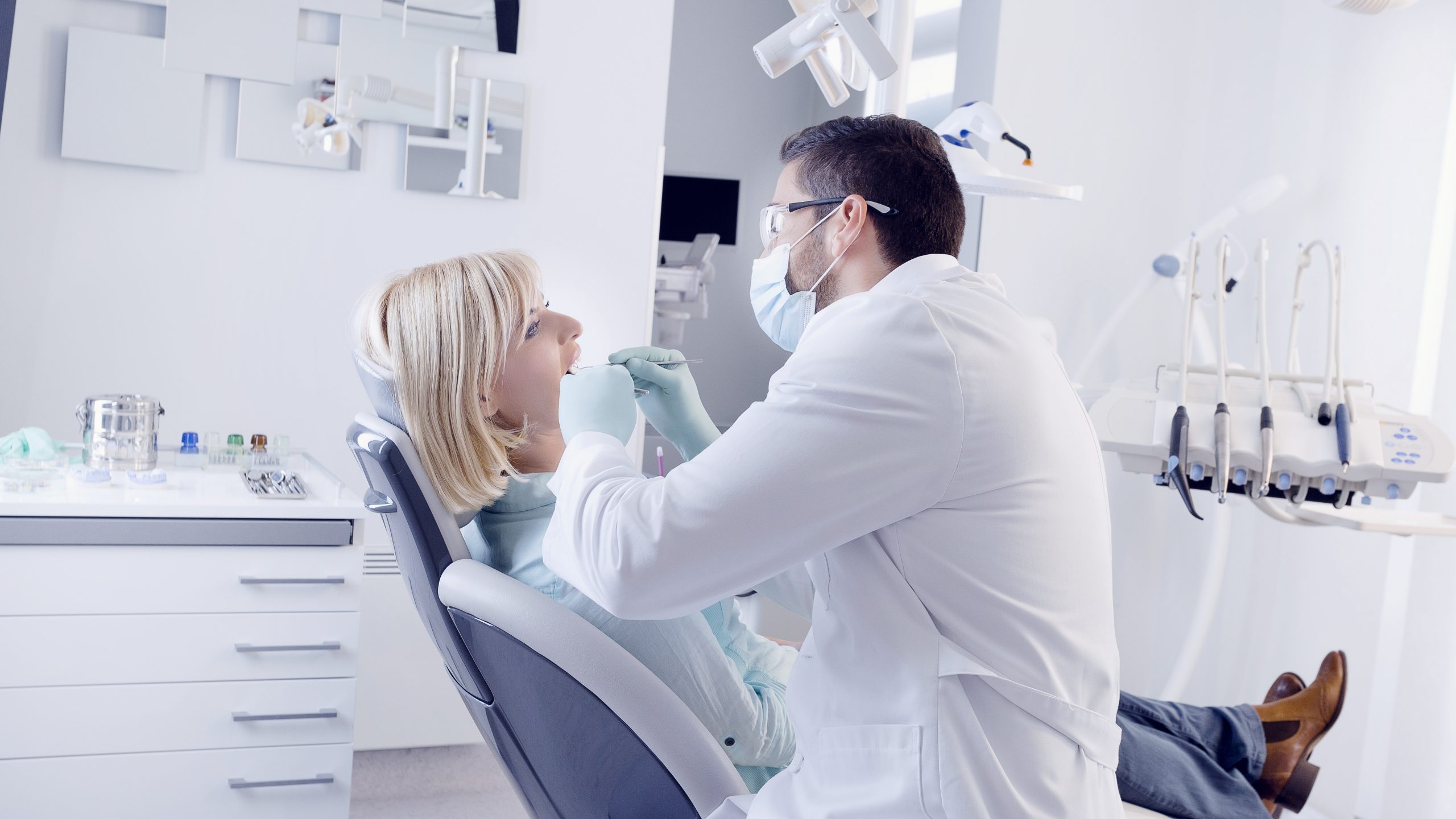 Dentist in Cedar Hill, TN